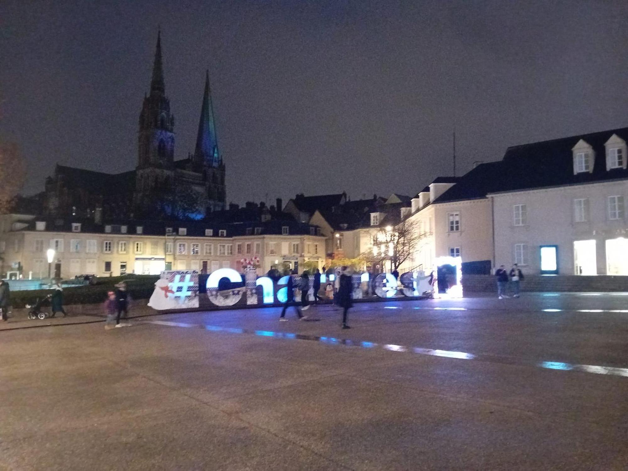 L'Eden De Chartres Daire Dış mekan fotoğraf